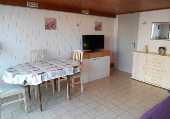 Meublé de Mme Aucouturier Jacqueline