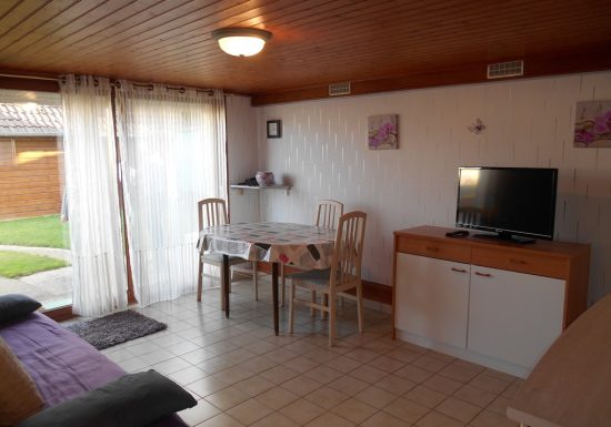 Meublé de Mme Aucouturier Jacqueline