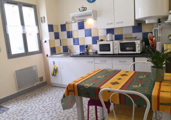 Meublé de M. & Mme Serre 1 mimosa