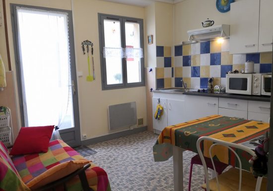 Meublé de M. & Mme Serre 1 mimosa