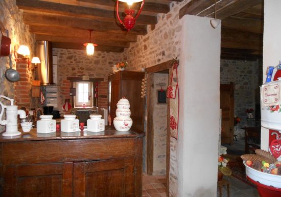 Meublé de M. & Mme Serre