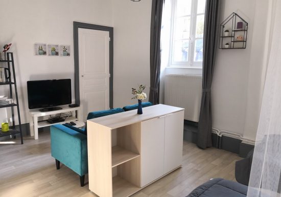 Meublé de Marine Biguerd – Boussac-  Studio 4 – 2ème – étage