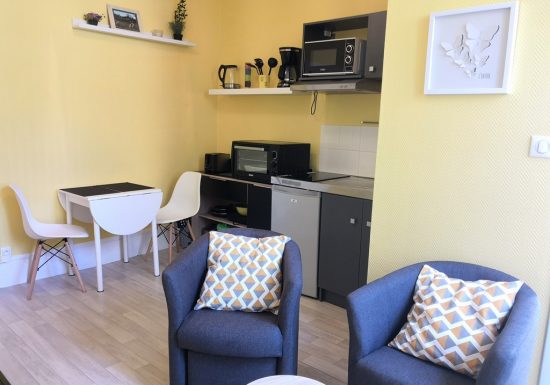 Meublé de Marine Biguerd – Evaux – Appt  3 1er étage