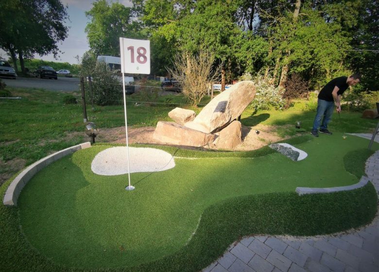 Mini-golf paysager du Chalet des Pierres Jaumâtres