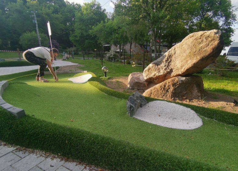 Mini-golf paysager du Chalet des Pierres Jaumâtres