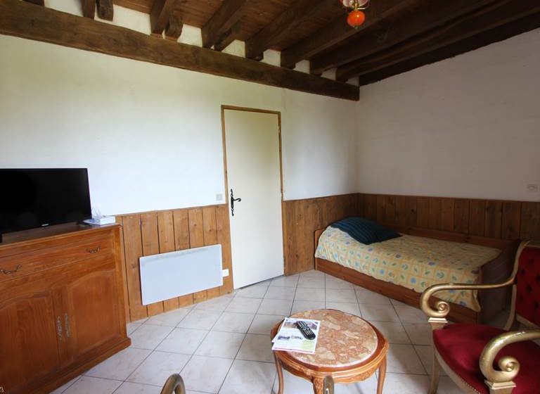 Chambre d’hôte « Poules »- Domaine de la Couture