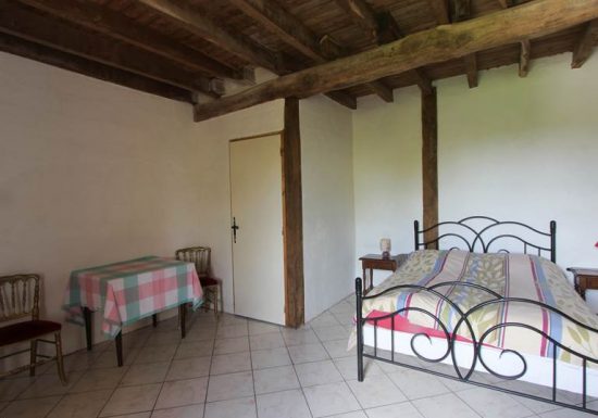 Chambre d’hôte « Poules »- Domaine de la Couture