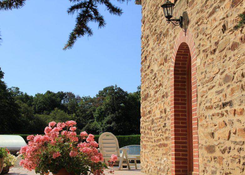 LE MOULIN DE SUGÈRES