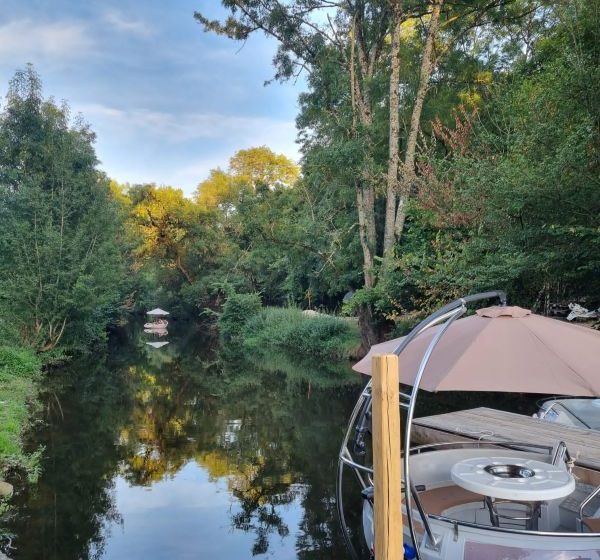 Bateau Barbecue