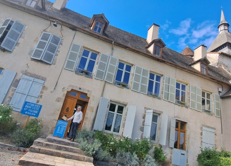 Antiquités brocante Ste Valérie