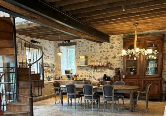 Château de la Motte-Feuilly – Le Pavillon