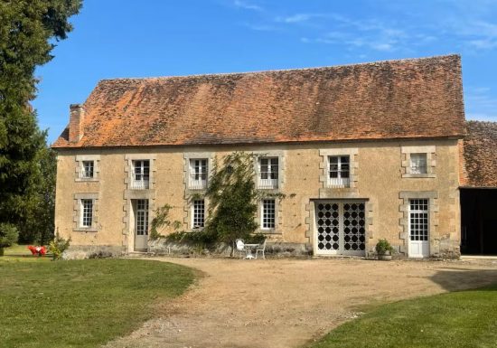 Château de la Motte-Feuilly – Le Pavillon
