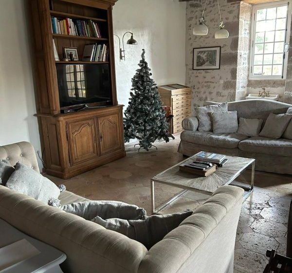 Château de la Motte-Feuilly – Le Pavillon