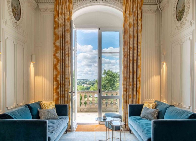 Château Hôtel Domaine de la Tortinière