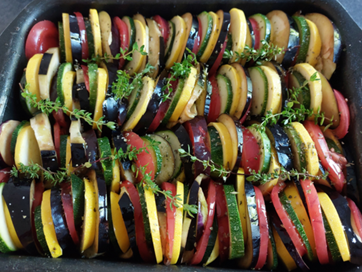 French PAC (Patrimoine culturel, Ateliers cuisine, Cours de français)