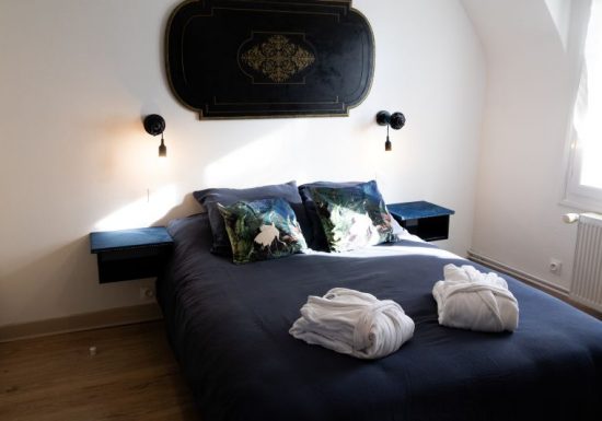 Aux chambres des Dames***