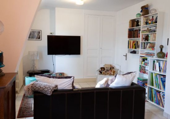 Aux chambres des Dames***