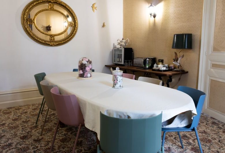 Aux chambres des Dames***