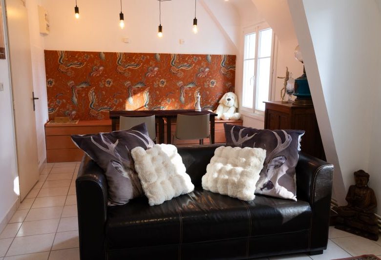 Aux chambres des Dames***