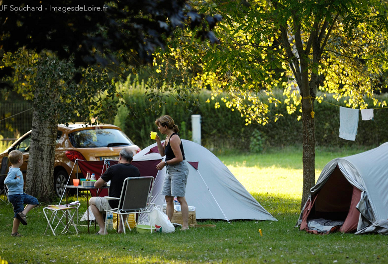 Camping River Camp