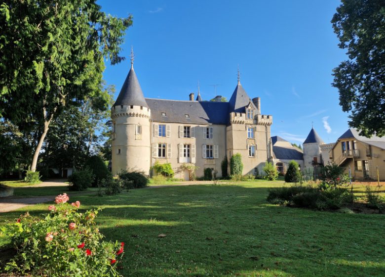 JEP 2026 : Visite du Château mairie, église et peintures murales de Solange Sand