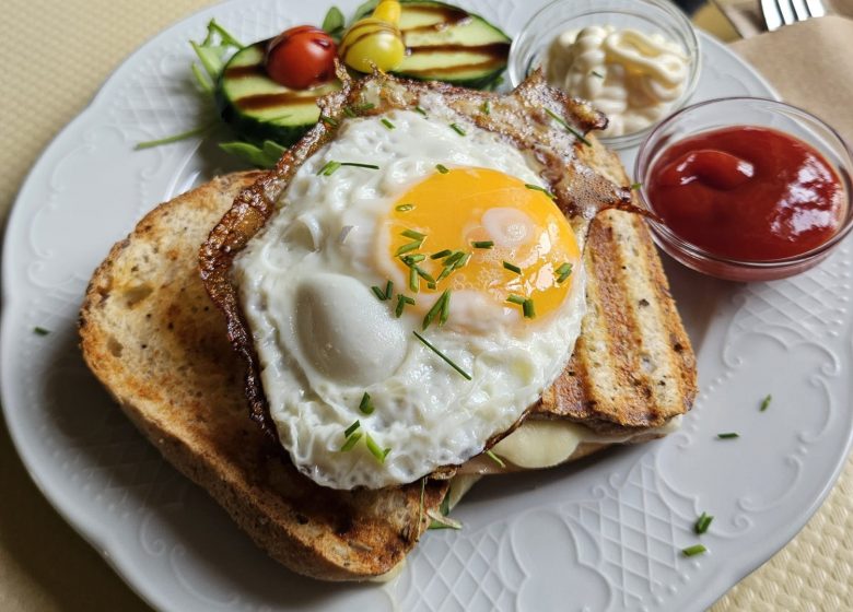 Petit Café – La joyeuse