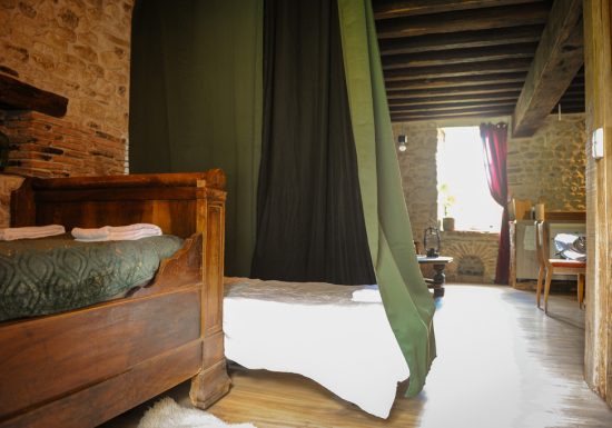 Le Logis des animaux mystérieux du parc animalier des Clautres