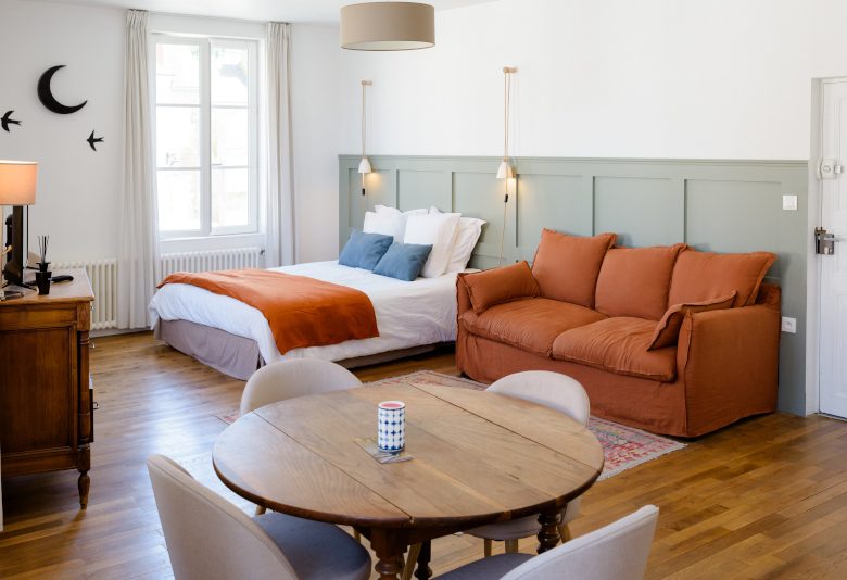 Studio n° 30 « Aux couleurs de Neuvy »