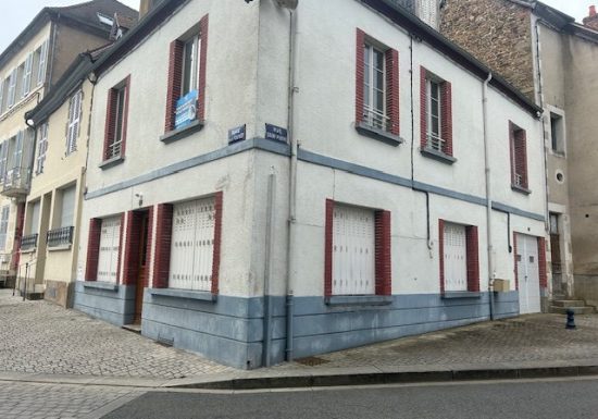 Mme Valérie RENNESSON Place Armand Fourot