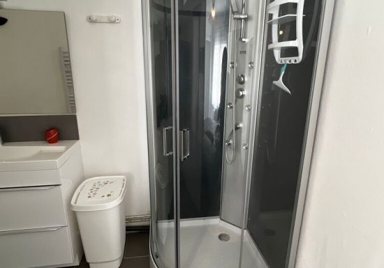 Meublé de M. Hennequin Appt2