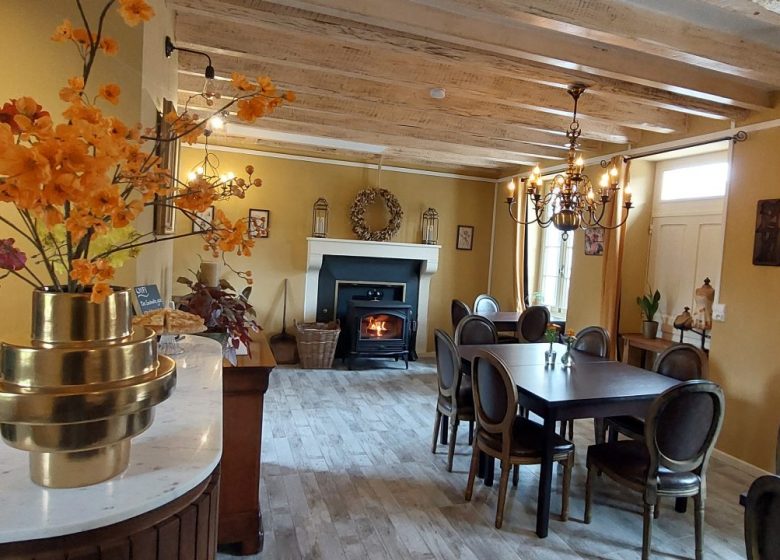 Petit Café – La joyeuse