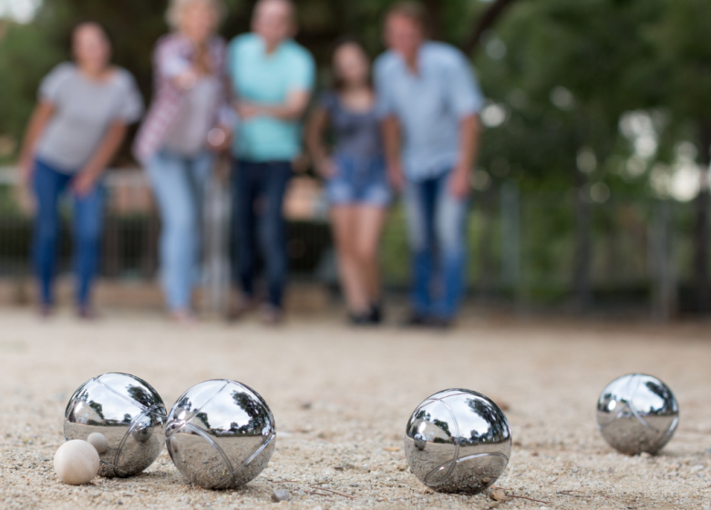 Concours de pétanque