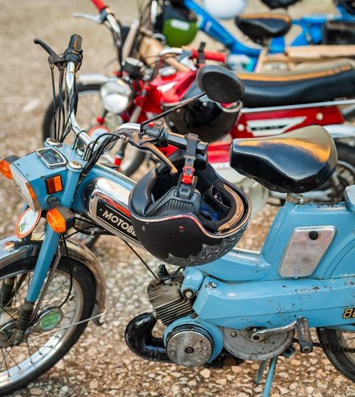 Les Mobylettes de Marinette