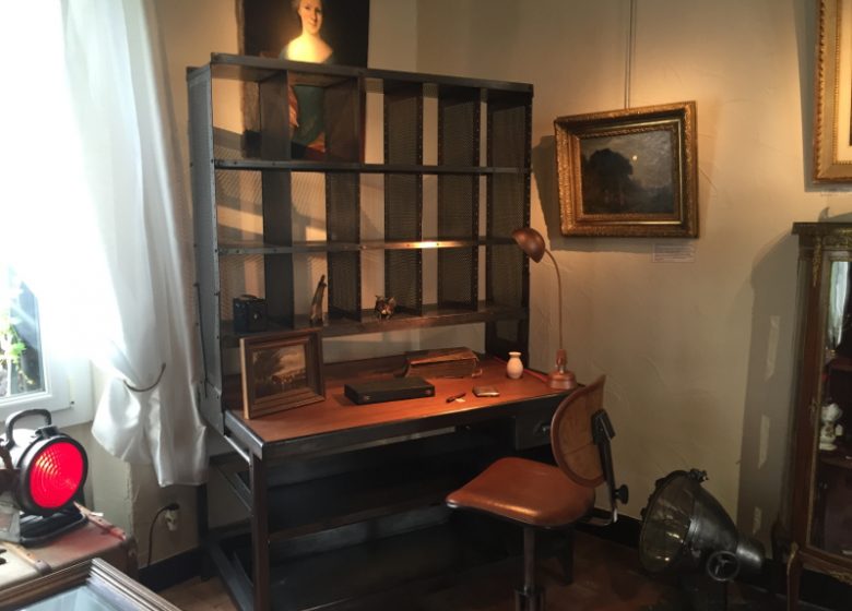 Antiquités Orcel Père et Fille