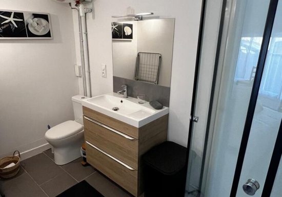 Meublé de M. Hennequin Appt1