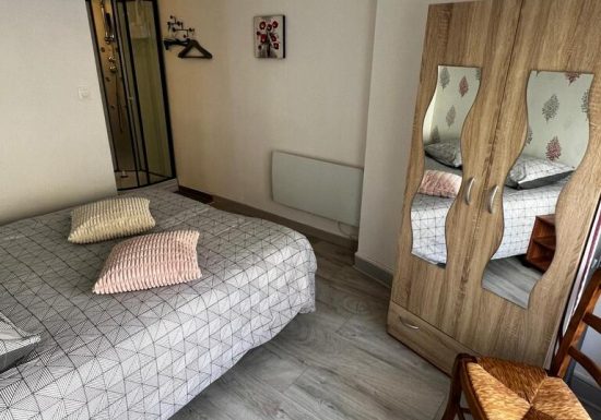 Meublé de M. Hennequin Appt1