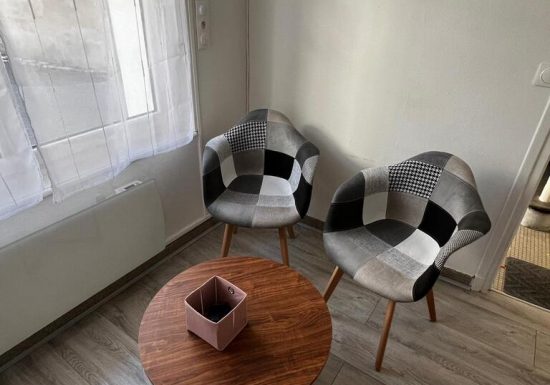 Meublé de M. Hennequin Appt1