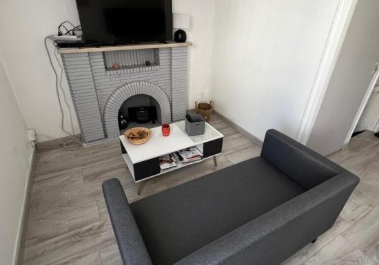 Meublé de M. Hennequin Appt2