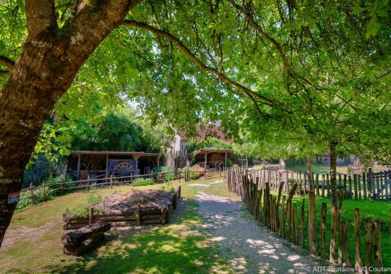 Vallée troglodytique des Goupillières