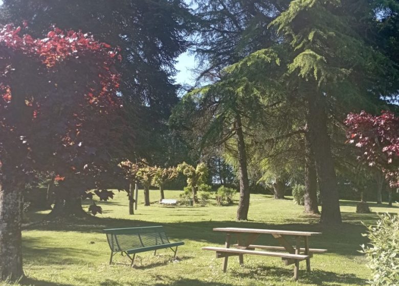 Aire de pique nique de Préveranges – Parc Auvity