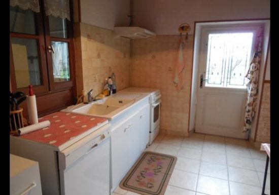 Location de Jean BRUJAS