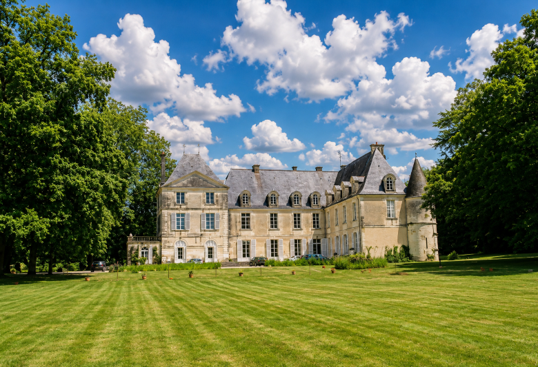 Visite guidée des exterieurs du château de Chaillou