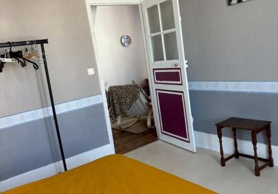 Mme Valérie RENNESSON Rue Saint-Pierre