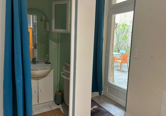 Mme Valérie RENNESSON Place Armand Fourot