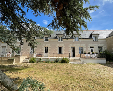 Aux chambres des Dames***