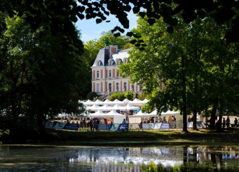 La Forêt des Livres chez Gonzague Saint Bris