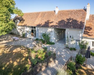 Le Puits Renaissance – Le Cygne