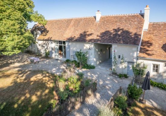 Le Puits Renaissance – Le Cygne