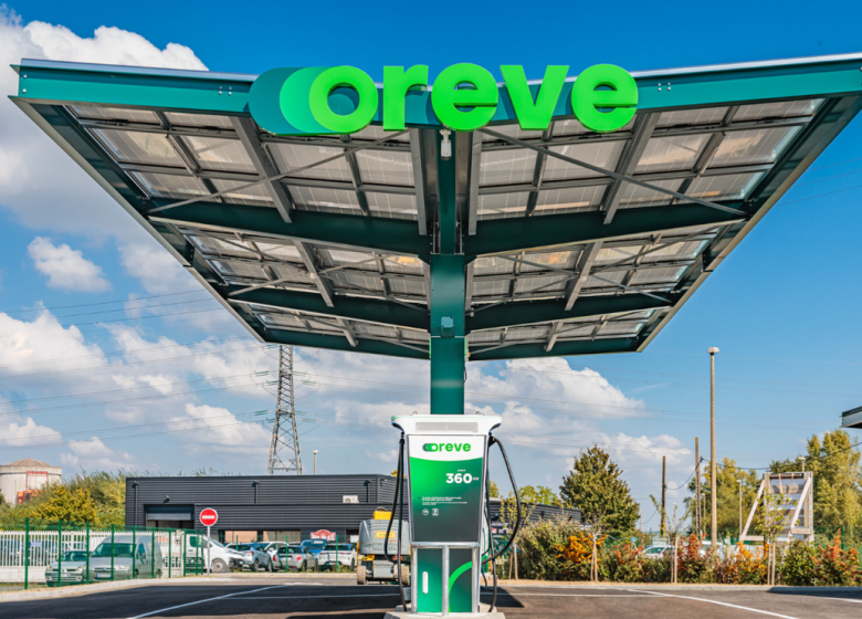 OREVE Station de recharge ultra-rapide pour véhicules électriques