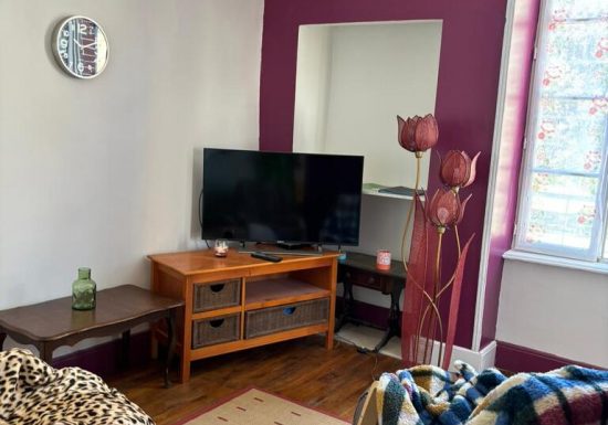 Mme Valérie RENNESSON Rue Saint-Pierre